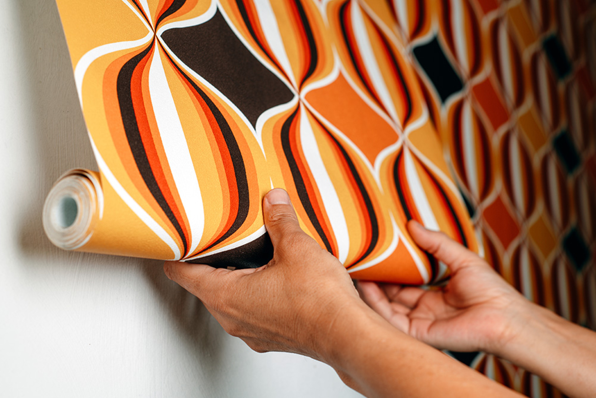 Tapezieren bei Home Experts in Scheinfeld